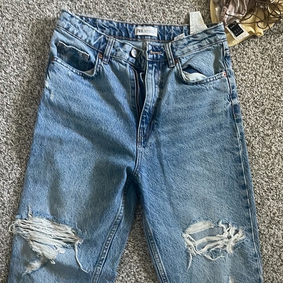 Zara mom fit jeans - Picture 2 of 5